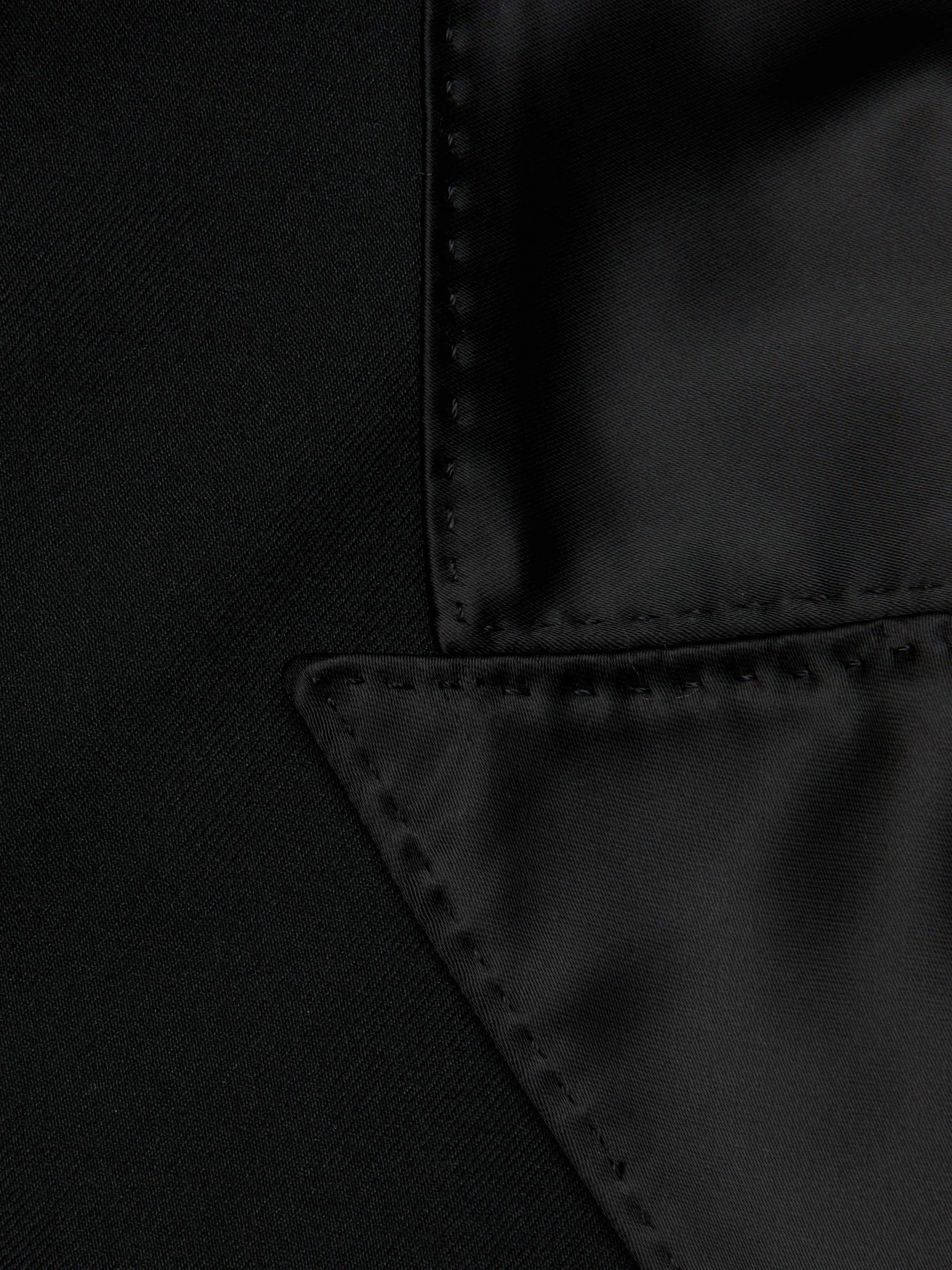 Hollis Vest